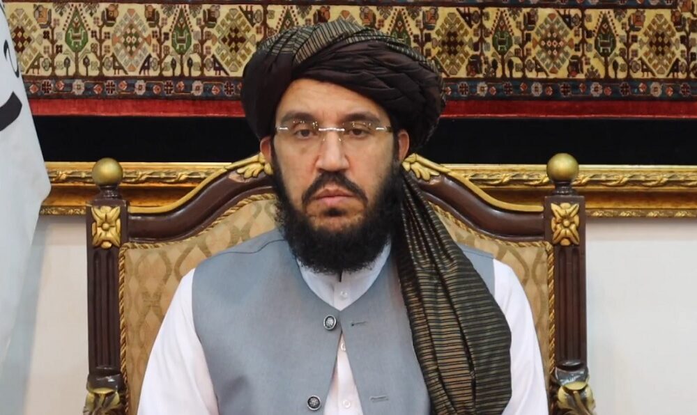 Afghan embassy urges Pakistan to reopen crossings for returning refugees