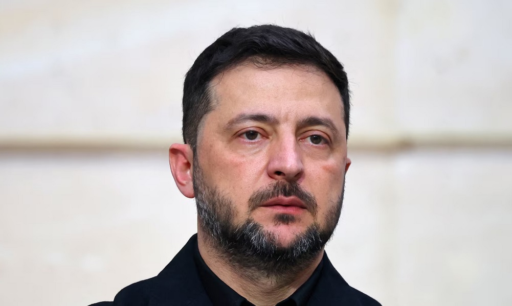 Ukraine faces ‘difficult choice’ as Trump demands acceptance of peace plan