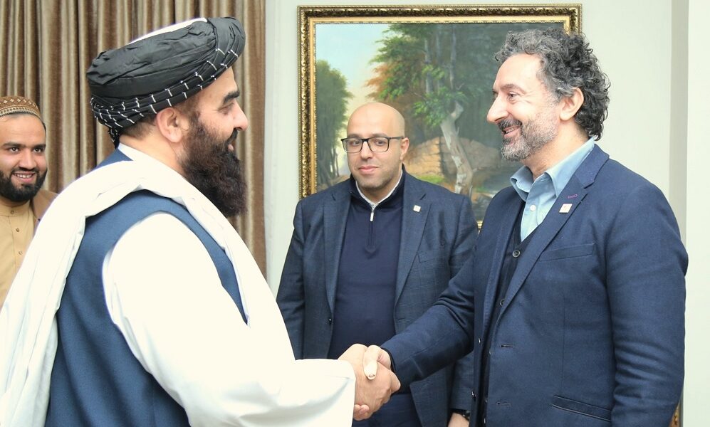 Red Cross official meets Afghan foreign minister to discuss aid