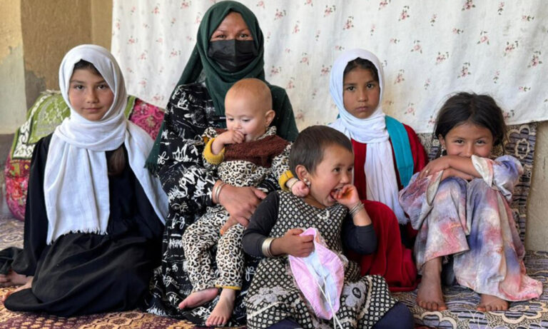 UN warns hunger crisis in Afghanistan deepening, women and children ...
